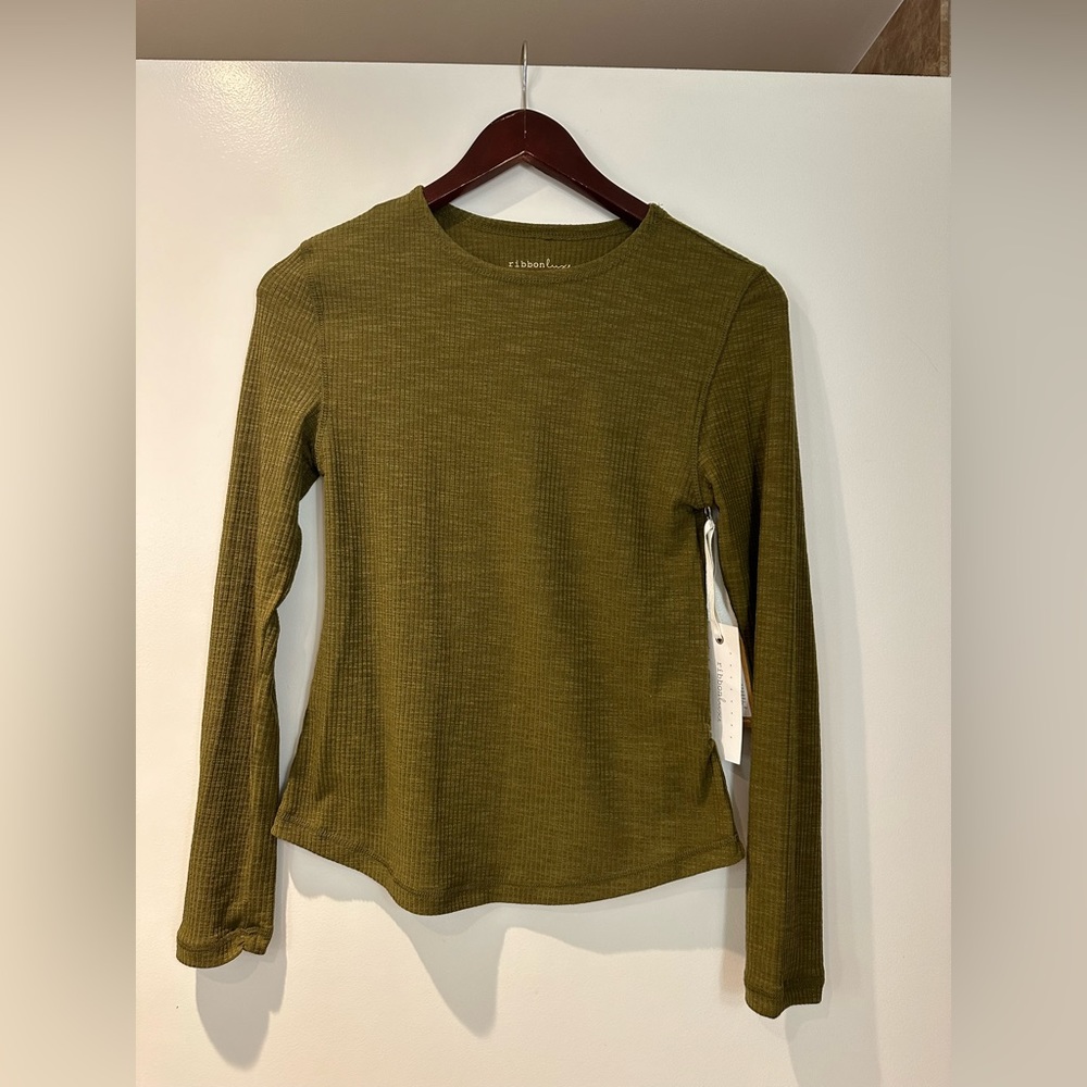NWT long sleeve shirt from Plenty in olive green size S